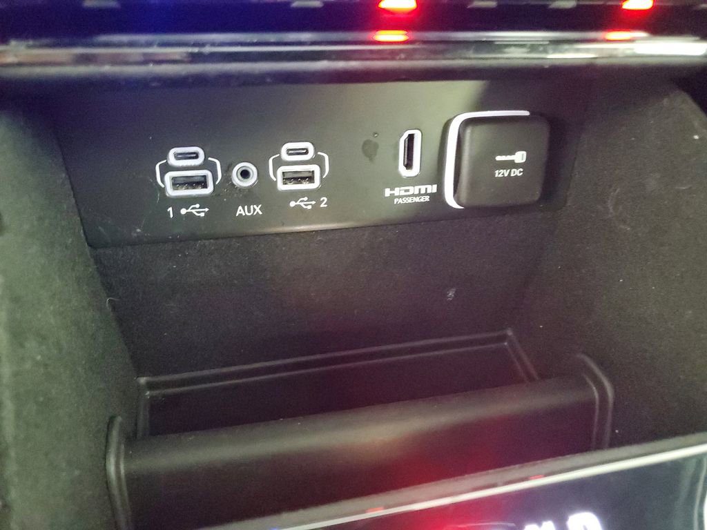 Used 2023 Jeep Grand Cherokee L Overland w/ Trailer Tow Group (B) image 18