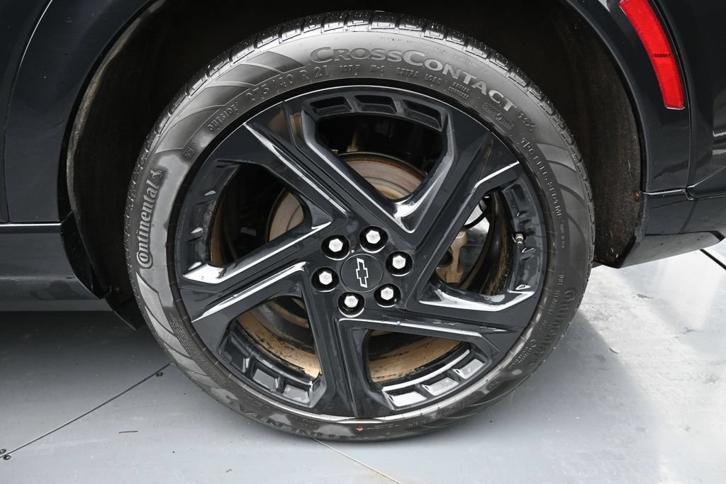 Used 2024 Chevrolet Equinox EV RS FWD image 12