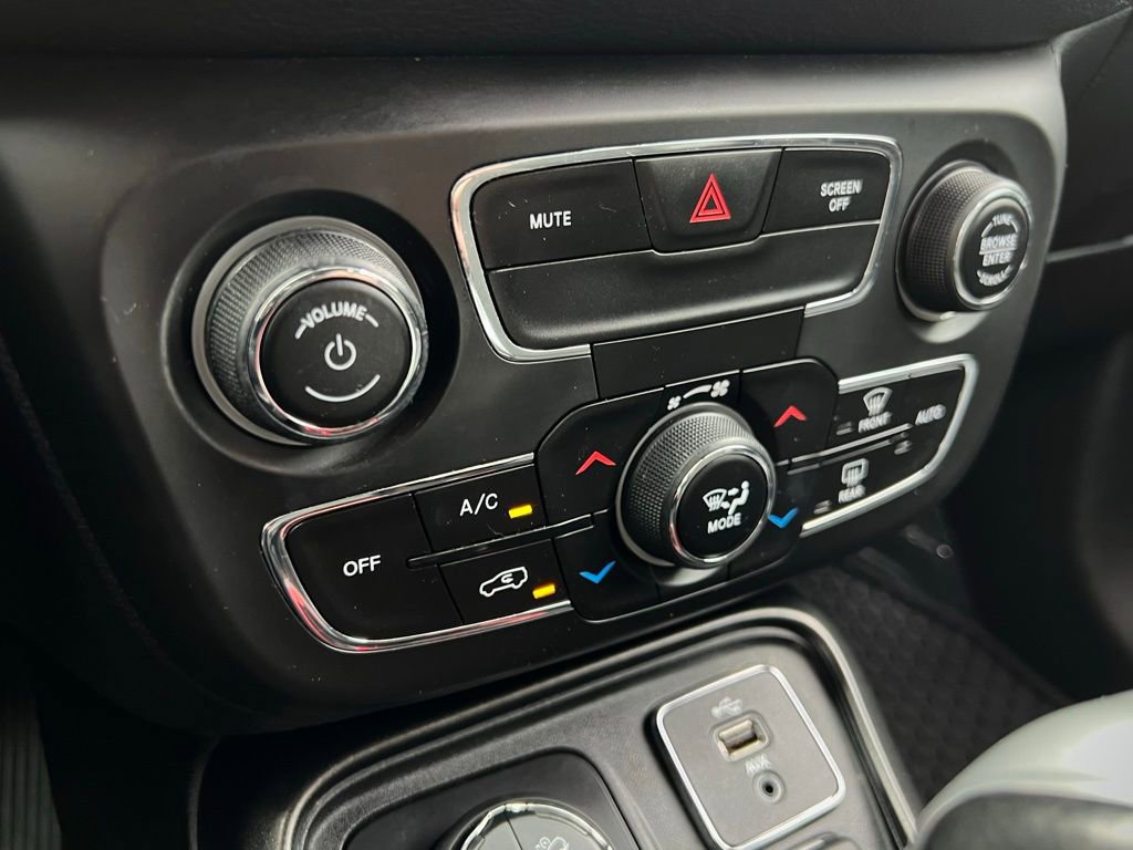 Used 2018 Jeep Compass Trailhawk AWD/4WD image 49