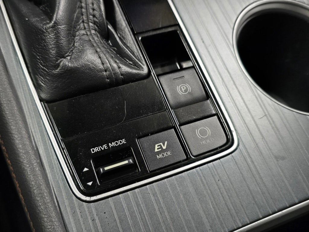 Certified 2021 Toyota Sienna XSE image 8