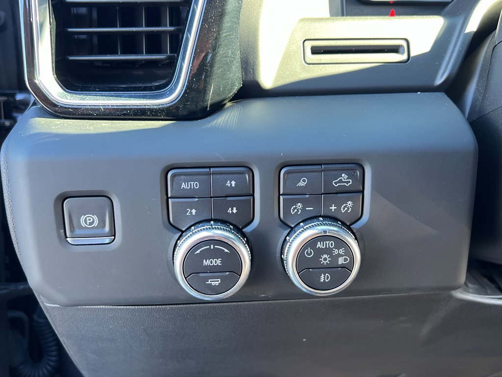Used 2024 GMC Sierra 1500 Denali image 16