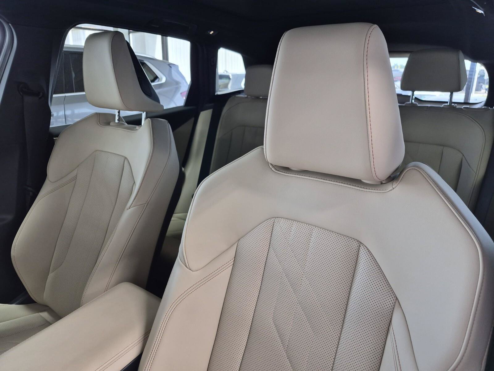 Certified 2025 BMW X3 xDrive30i w/ Premium Package AWD/4WD image 15