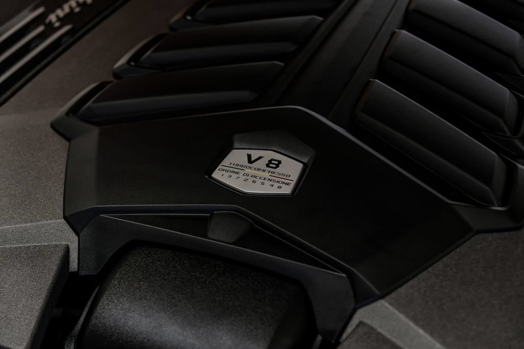 Used 2022 Lamborghini Urus AWD/4WD image 66