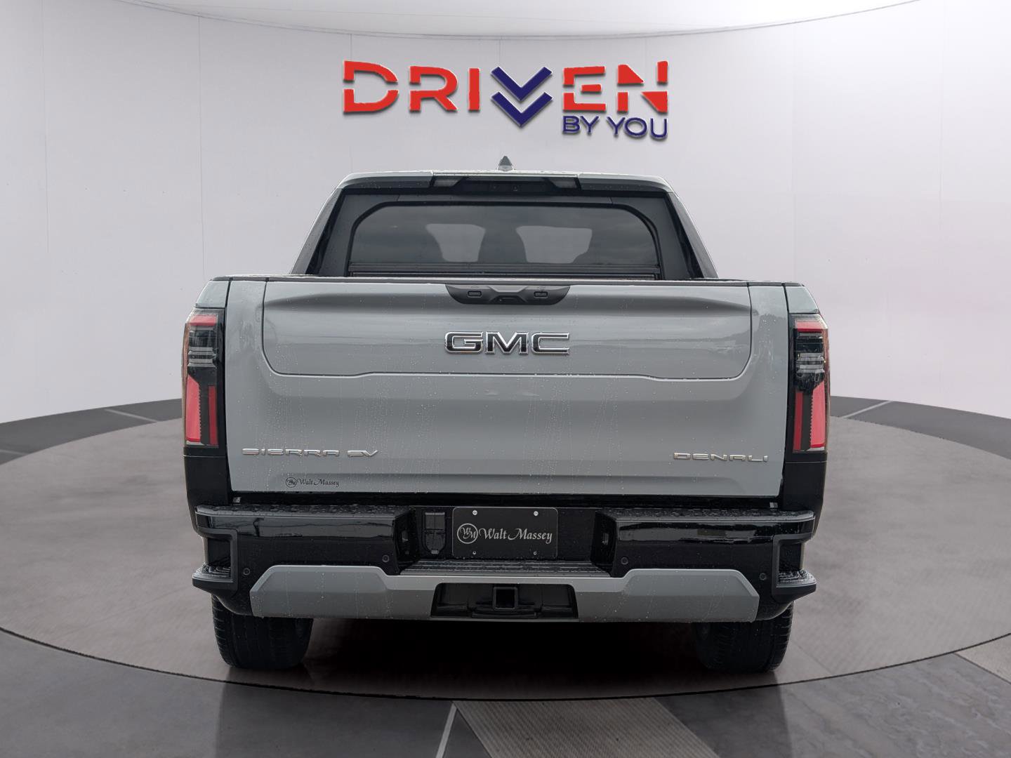 New 2025 GMC Sierra EV Denali image 4