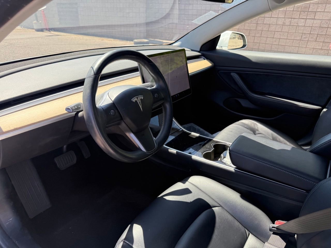 Used 2018 Tesla Model 3 Long Range RWD image 13