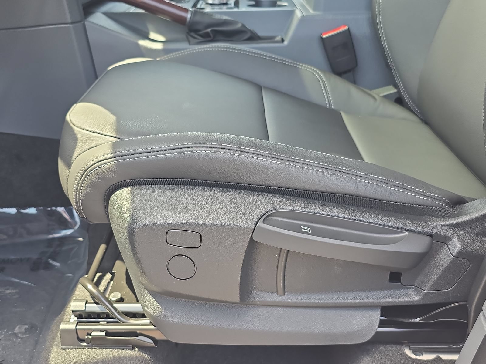 New 2026 INEOS Grenadier Station Wagon AWD/4WD image 17