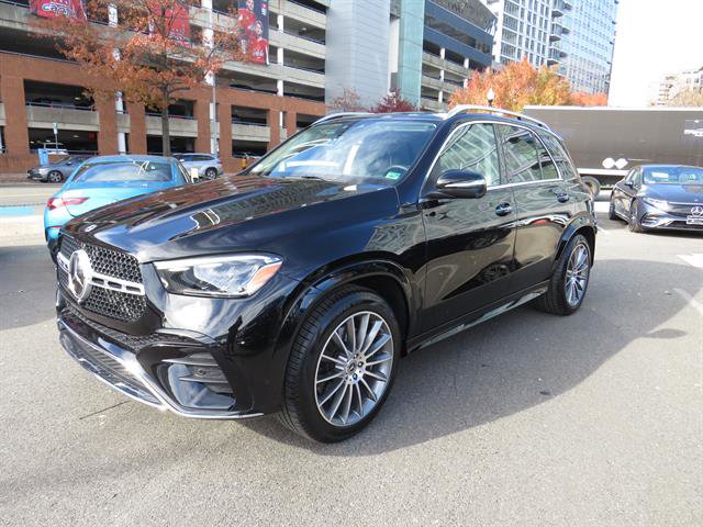 Used 2025 Mercedes-Benz GLE 350 4MATIC image 1