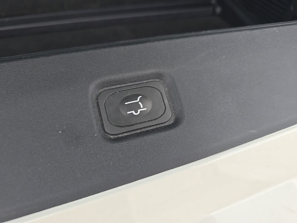 Used 2025 Ford Expedition King Ranch AWD/4WD image 9