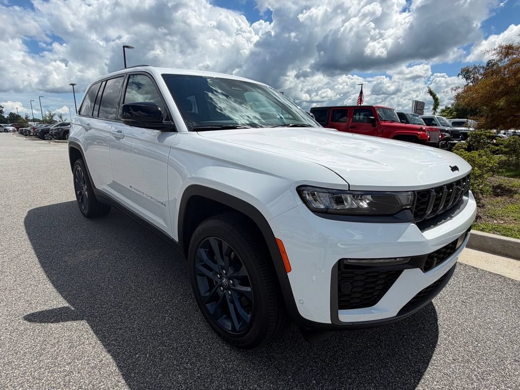 New 2026 Jeep Grand Cherokee Limited AWD/4WD image 16