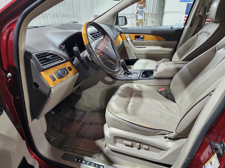 Used 2013 Lincoln MKX AWD image 9