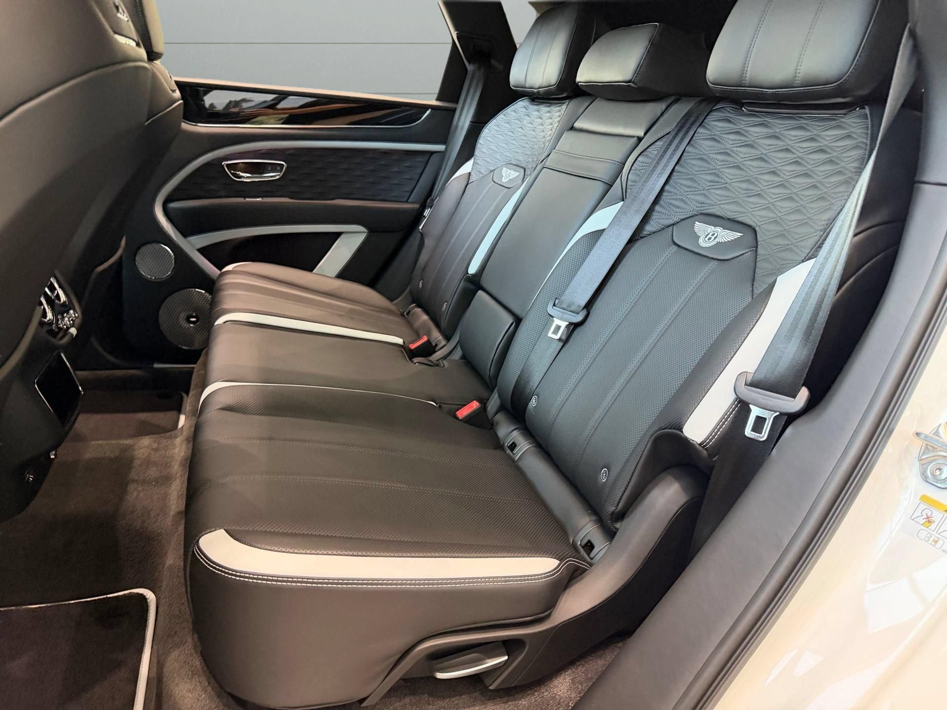 New 2026 Bentley Bentayga Speed AWD/4WD image 21