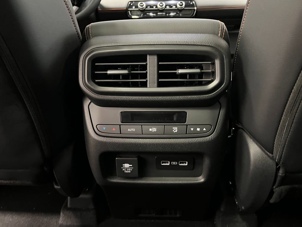 New 2025 Honda Pilot TrailSport image 25