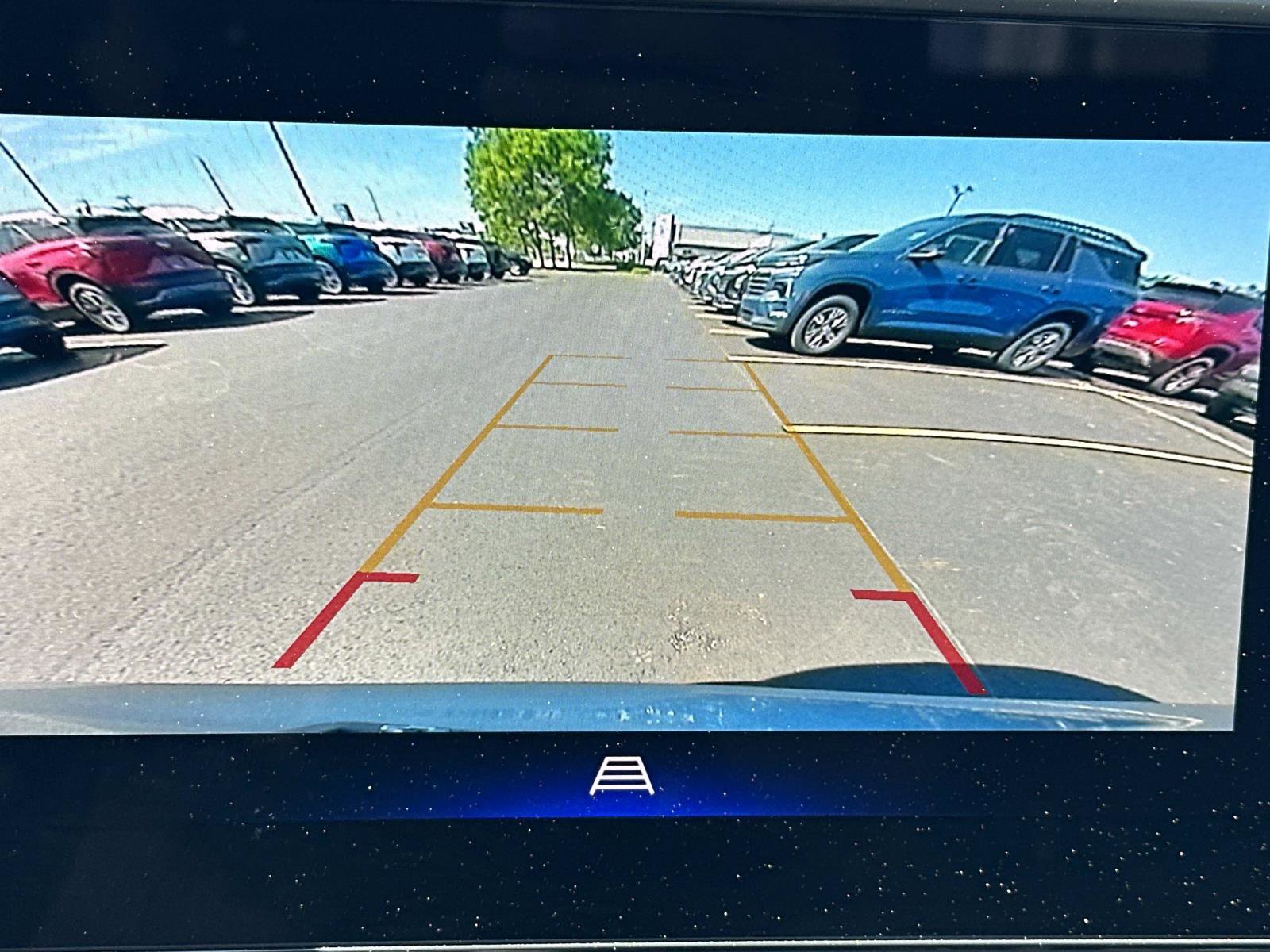 Certified 2024 Chevrolet Trax LT FWD image 27