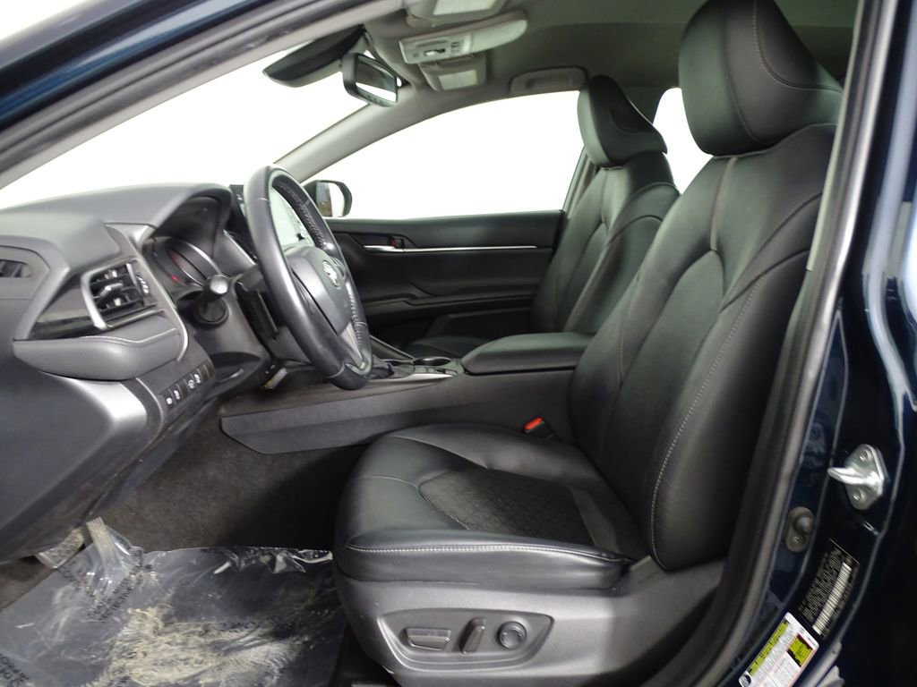 Used 2021 Toyota Camry XSE FWD image 10