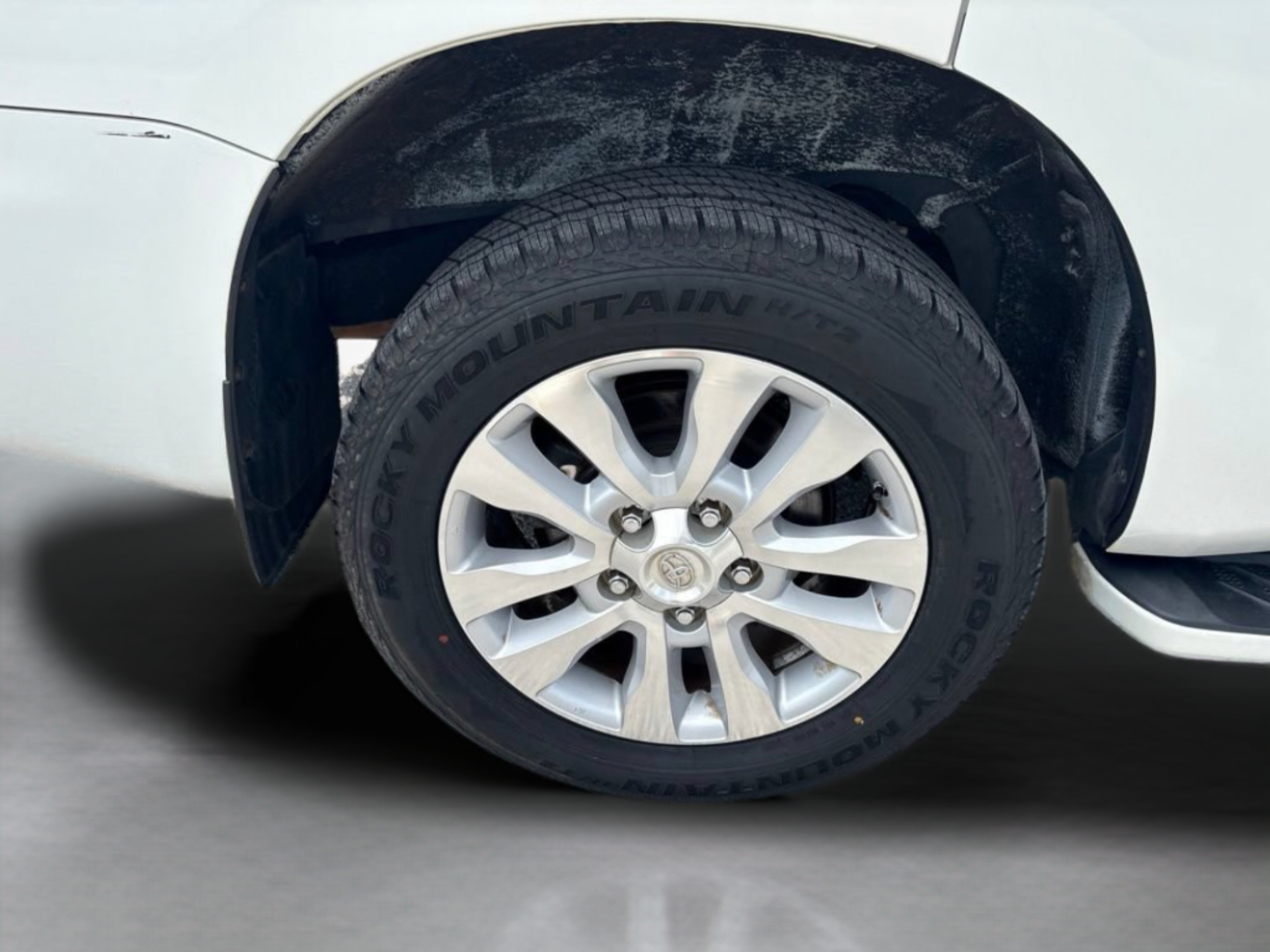 Used 2016 Toyota Sequoia Platinum RWD image 45