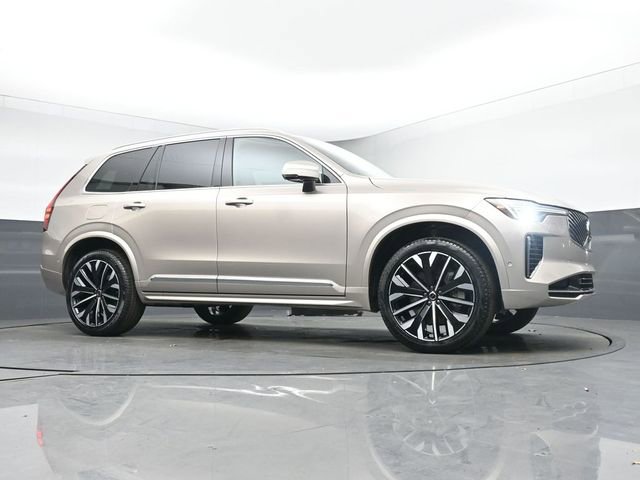 New 2026 Volvo XC90 T8 Plus w/ Protection Package Premier AWD/4WD image 39