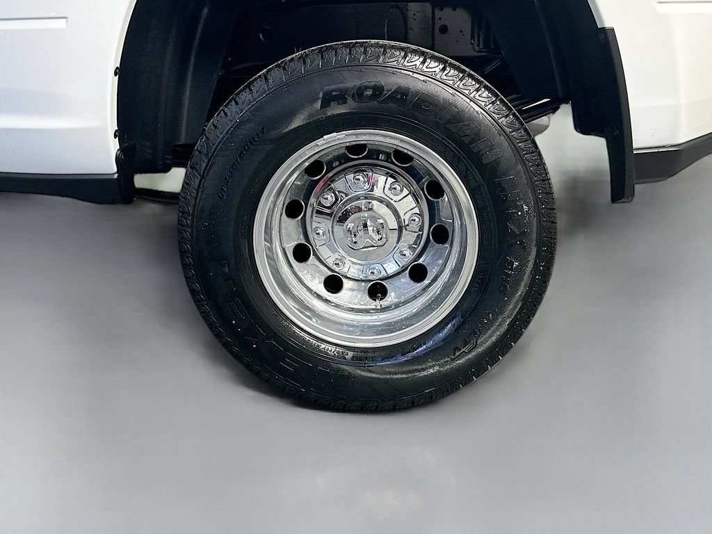 New 2026 RAM 3500 Tradesman AWD/4WD image 16