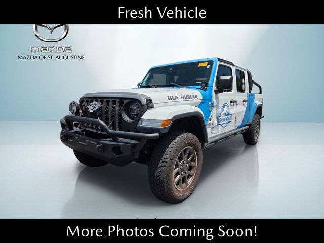 Used 2020 Jeep Gladiator Overland AWD/4WD image 1