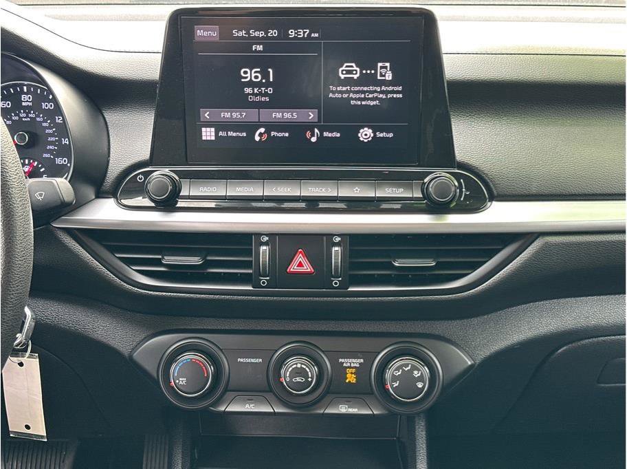 Used 2024 Kia Forte LXS image 17