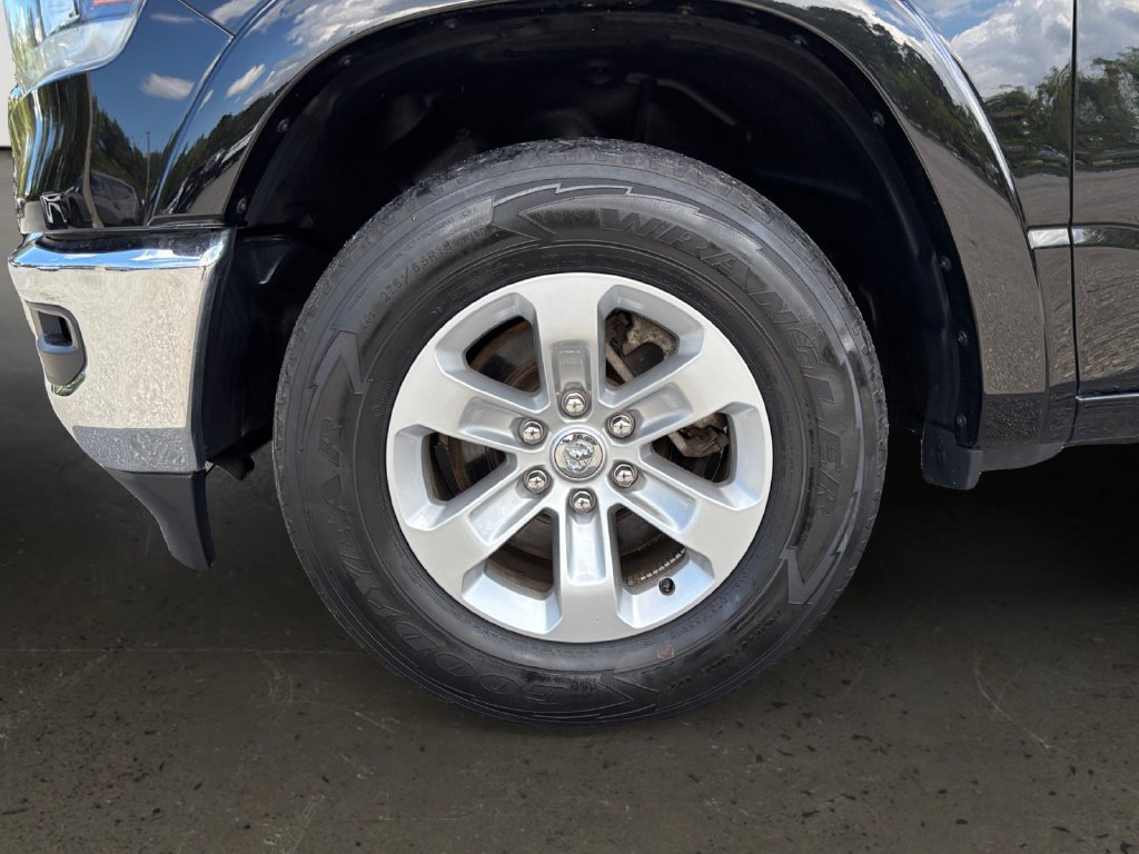 Used 2022 RAM 1500 Laramie AWD/4WD image 10