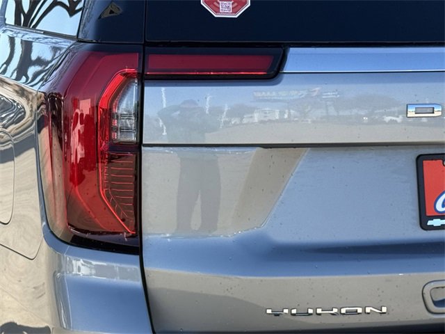 Used 2025 GMC Yukon XL Denali image 6