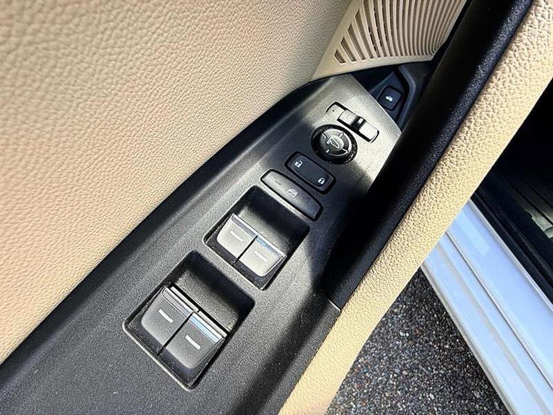 Used 2021 Acura TLX image 17