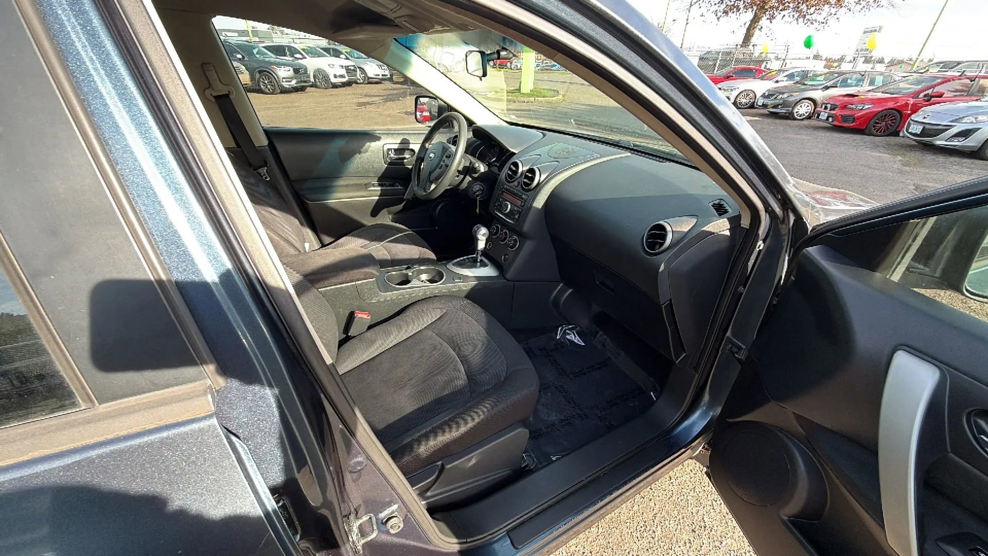 Used 2013 Nissan Rogue S image 13