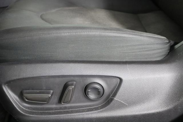 Used 2020 Toyota Camry LE image 22