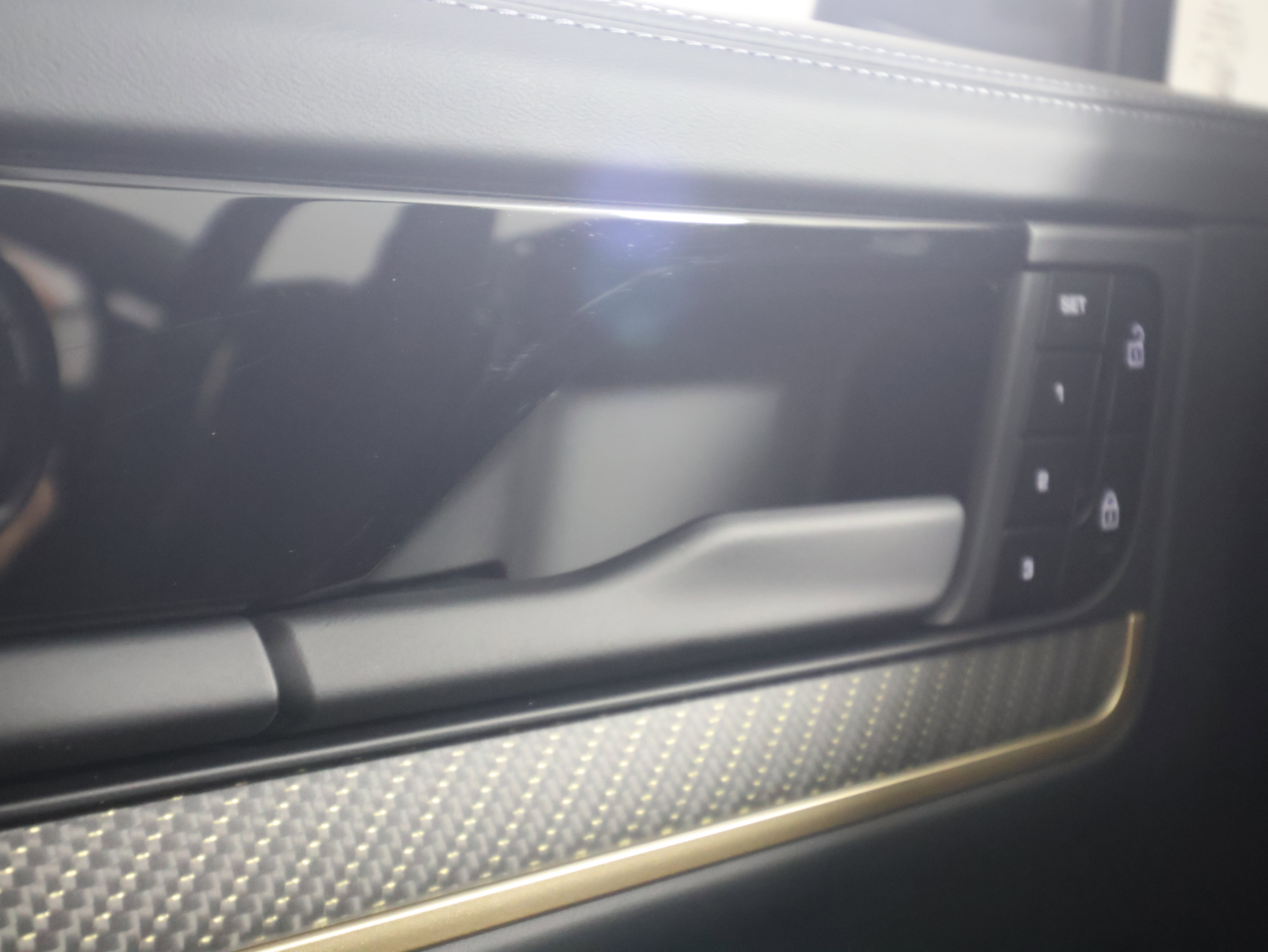 New 2025 Porsche Cayenne Turbo GT image 23