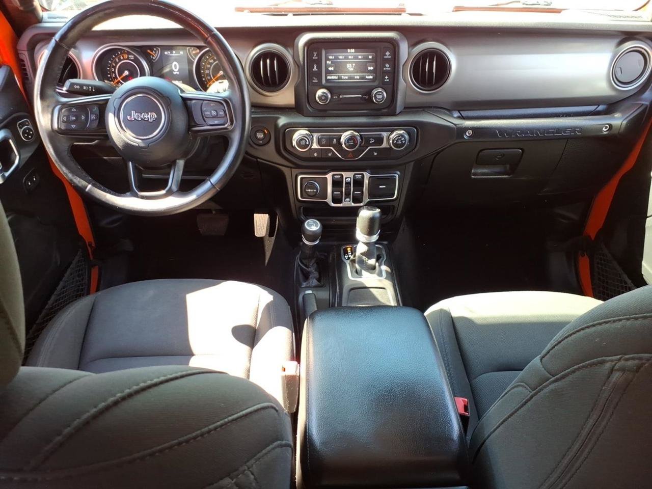 Used 2018 Jeep Wrangler Unlimited Sport AWD/4WD image 10