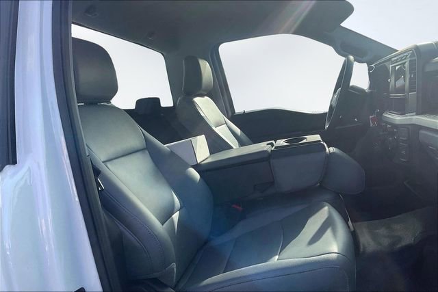 Used 2024 Ford F450 XL w/ XL Chrome Package image 8