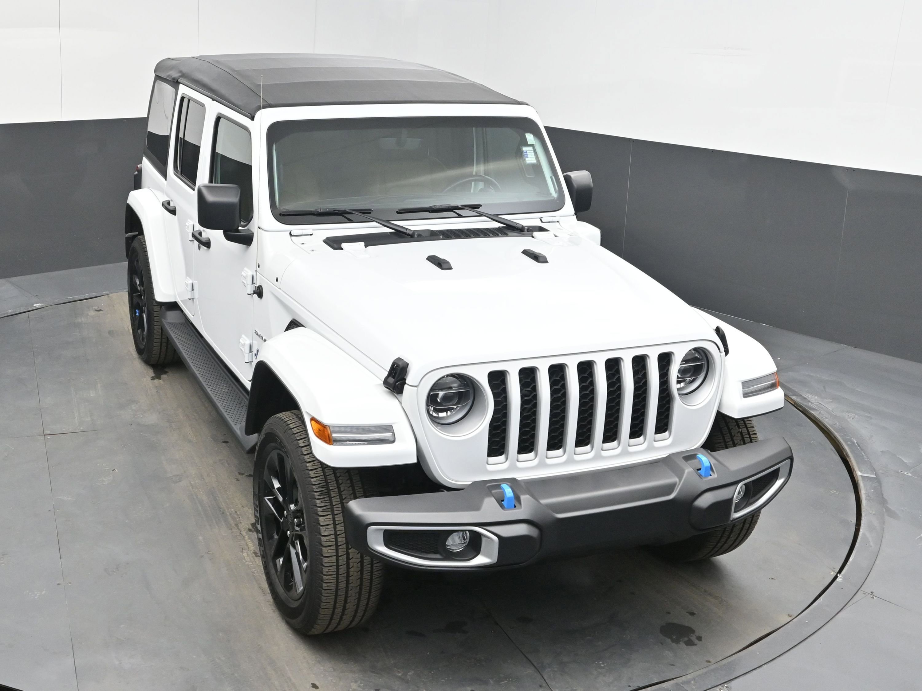 Used 2022 Jeep Wrangler Unlimited Sahara image 29
