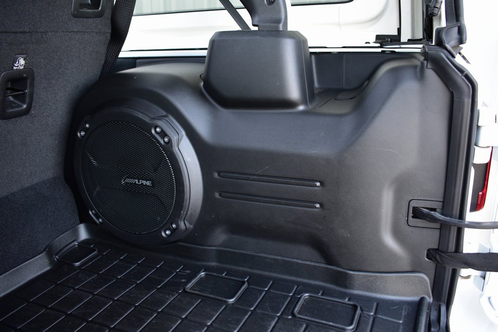 Used 2024 Jeep Wrangler High Altitude image 28