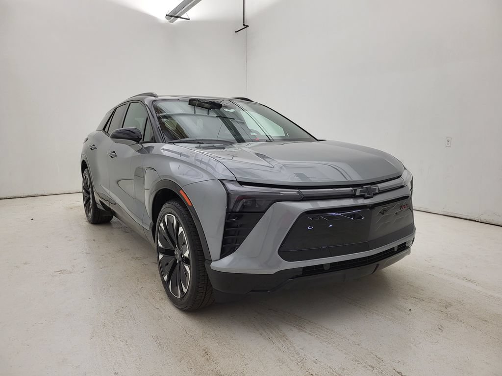 New 2026 Chevrolet Blazer EV RS AWD/4WD image 17
