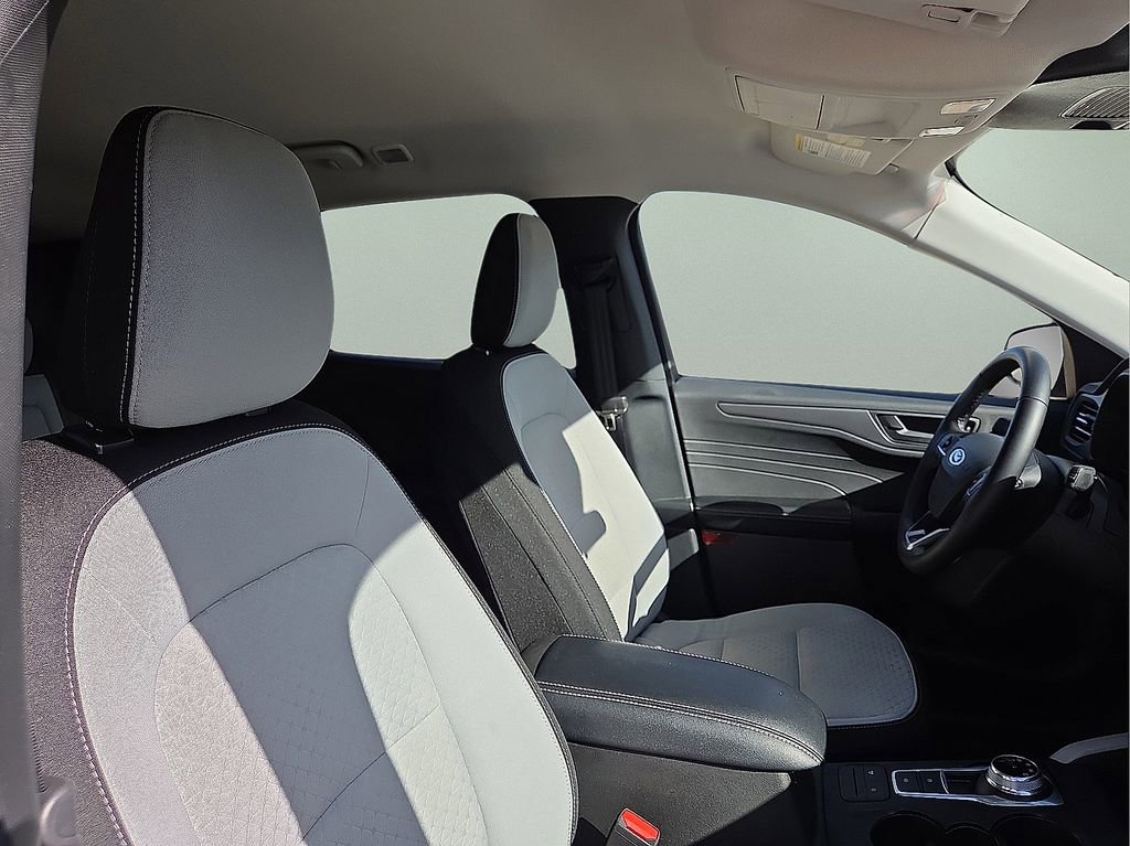 Used 2024 Ford Escape Active image 11