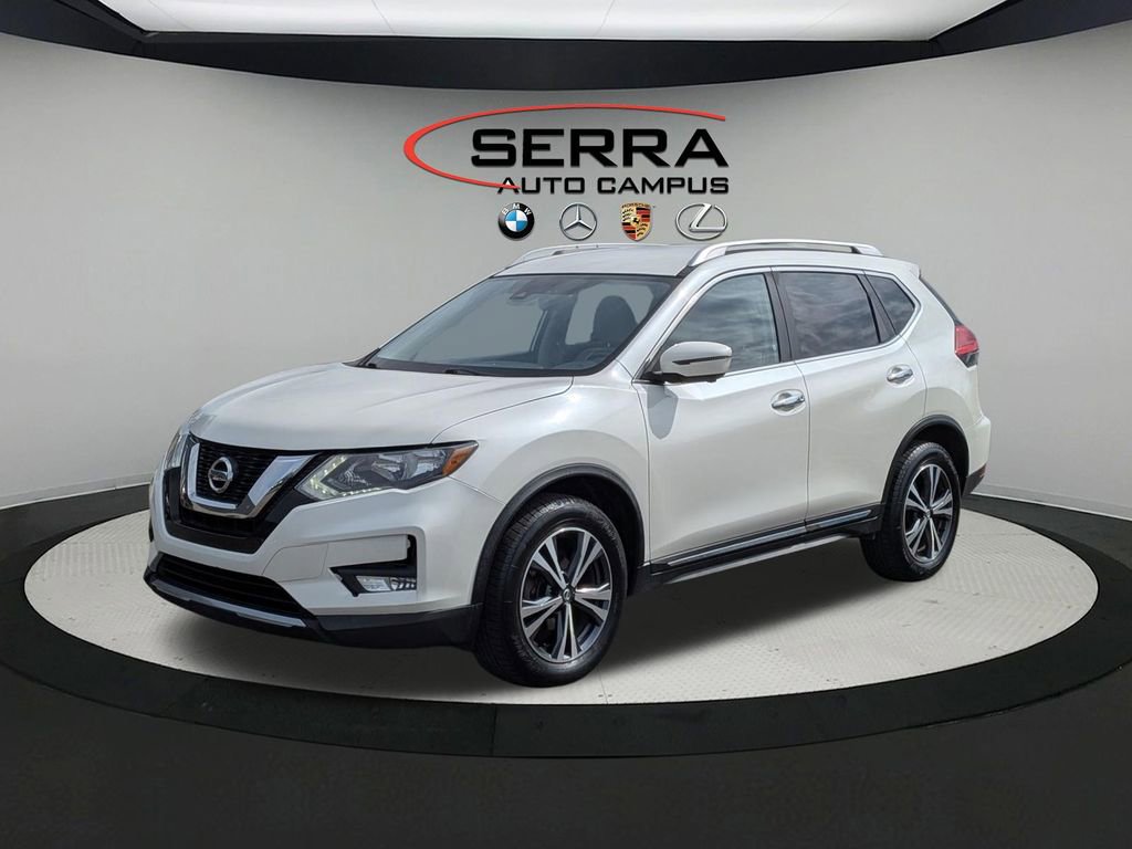 Used 2017 Nissan Rogue SL