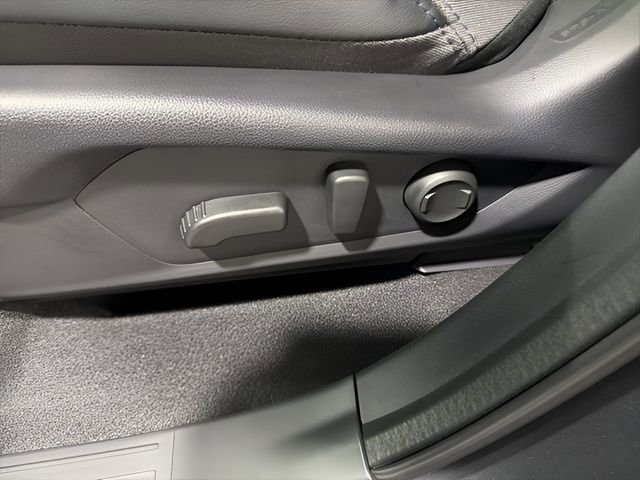 Used 2026 Subaru Forester Premium image 12