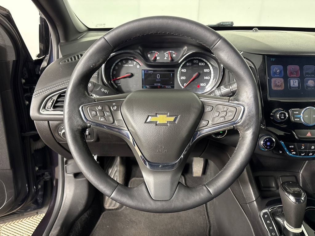 Used 2016 Chevrolet Cruze Premier FWD image 16