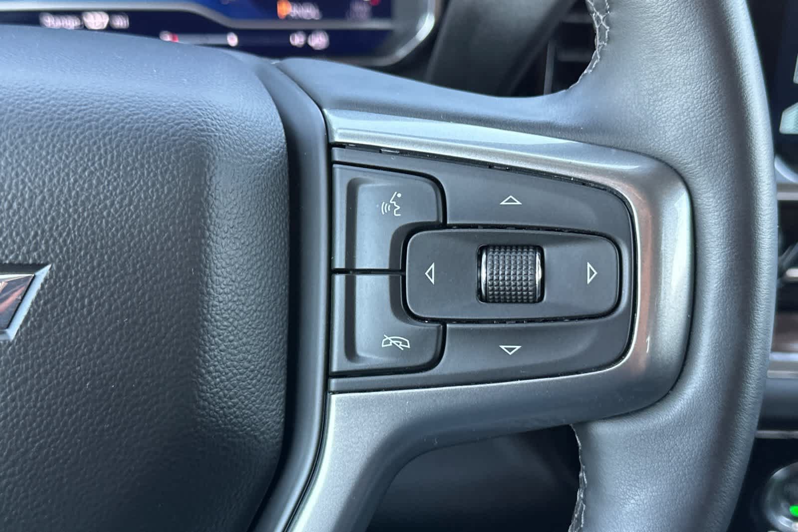 Used 2024 Chevrolet Silverado 1500 RST AWD/4WD image 28