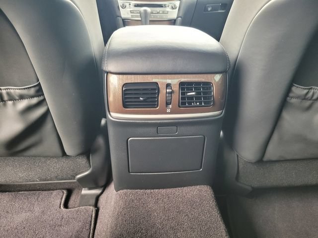 Used 2017 INFINITI Q70 L 3.7 w/ Deluxe Touring Package RWD image 15