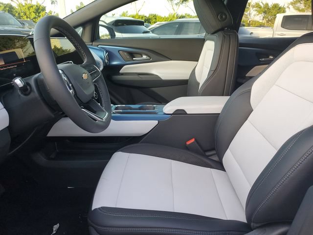 New 2026 Chevrolet Equinox EV LT AWD/4WD image 11