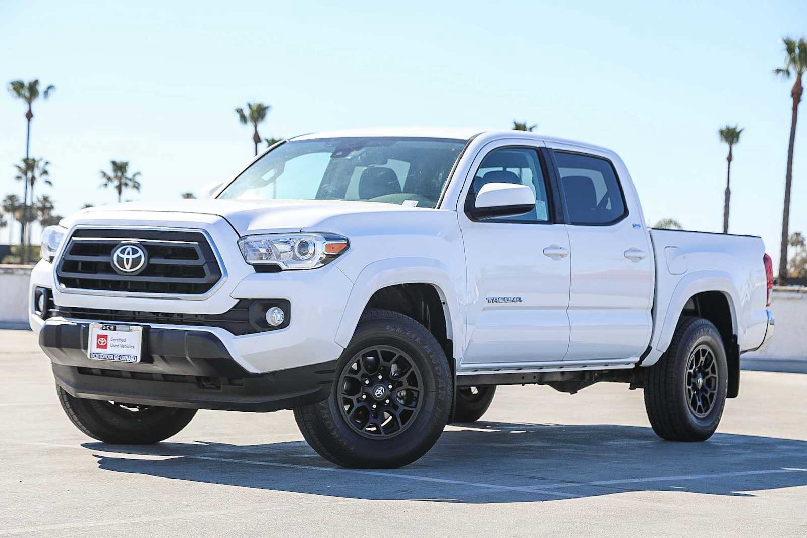 Certified 2021 Toyota Tacoma SR5 image 1