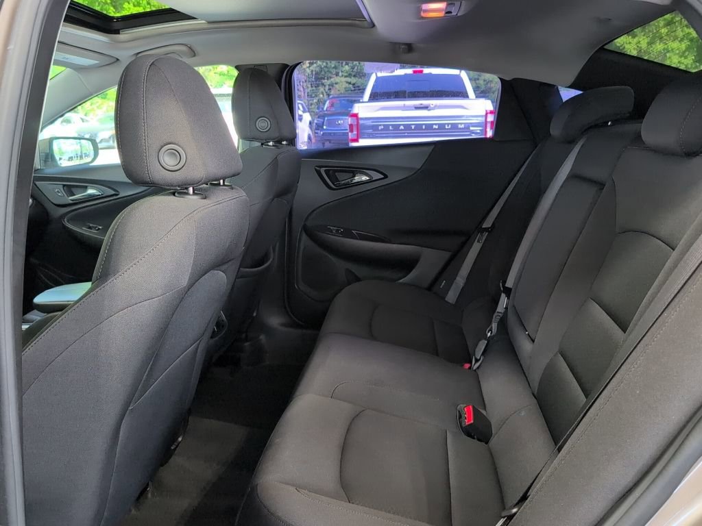 Used 2024 Chevrolet Malibu LT image 6