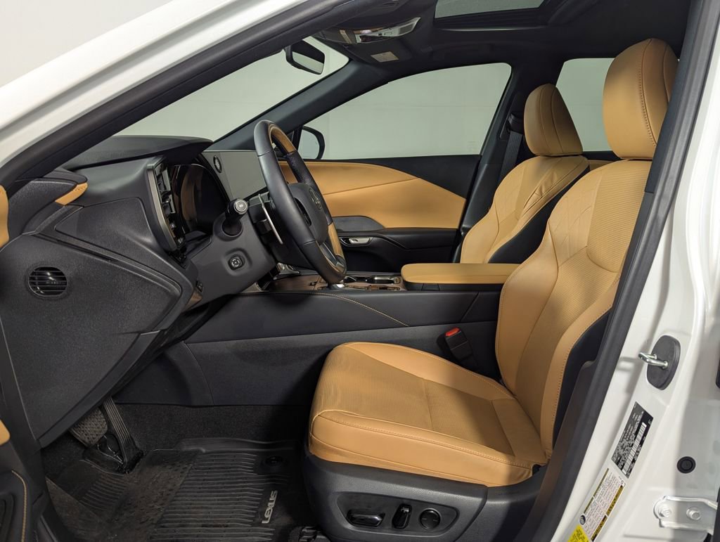 Used 2025 Lexus RX 350 Premium Plus w/ Accessory Package (K3) image 4