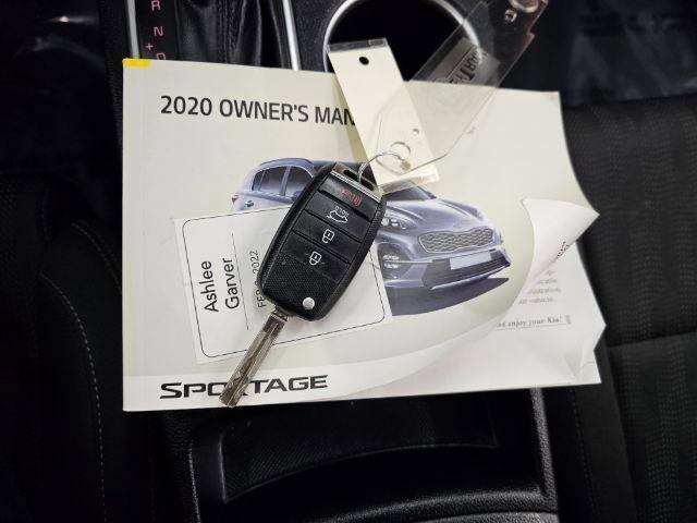 Used 2020 Kia Sportage LX image 21