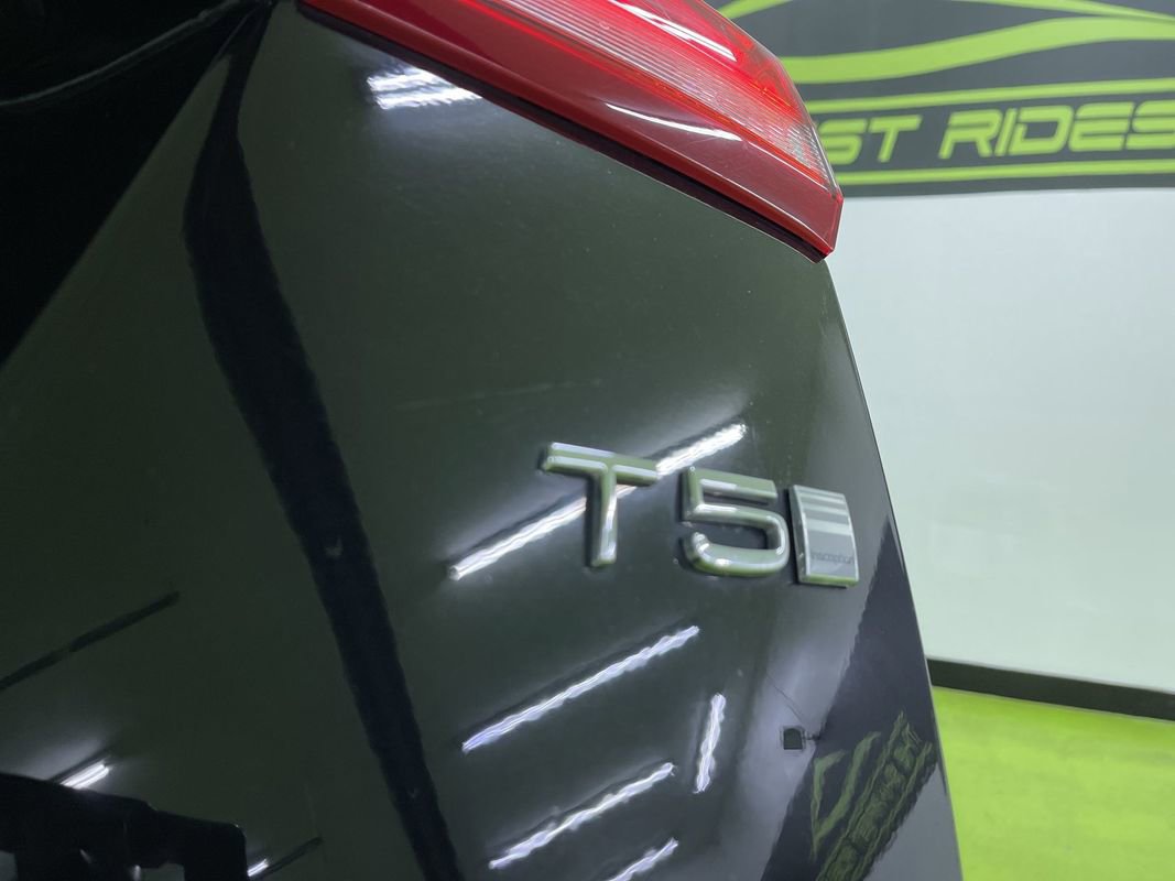 Used 2018 Volvo S60 T5 Inscription Platinum image 14