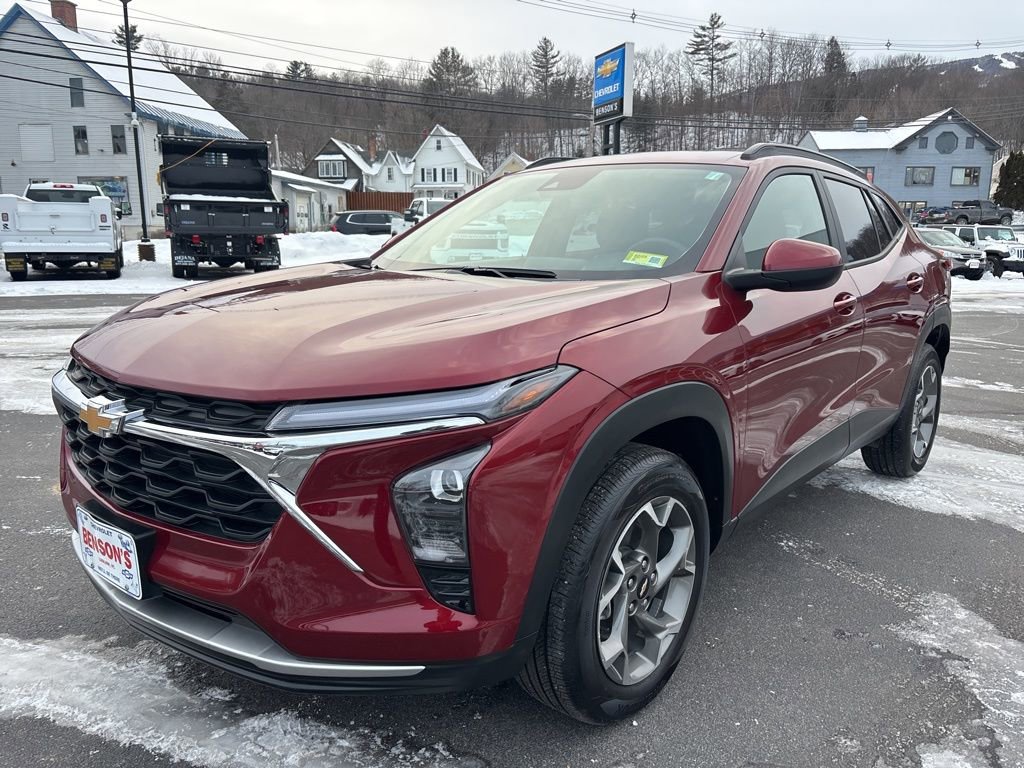 Certified 2024 Chevrolet Trax LT w/ Driver Confidence Package