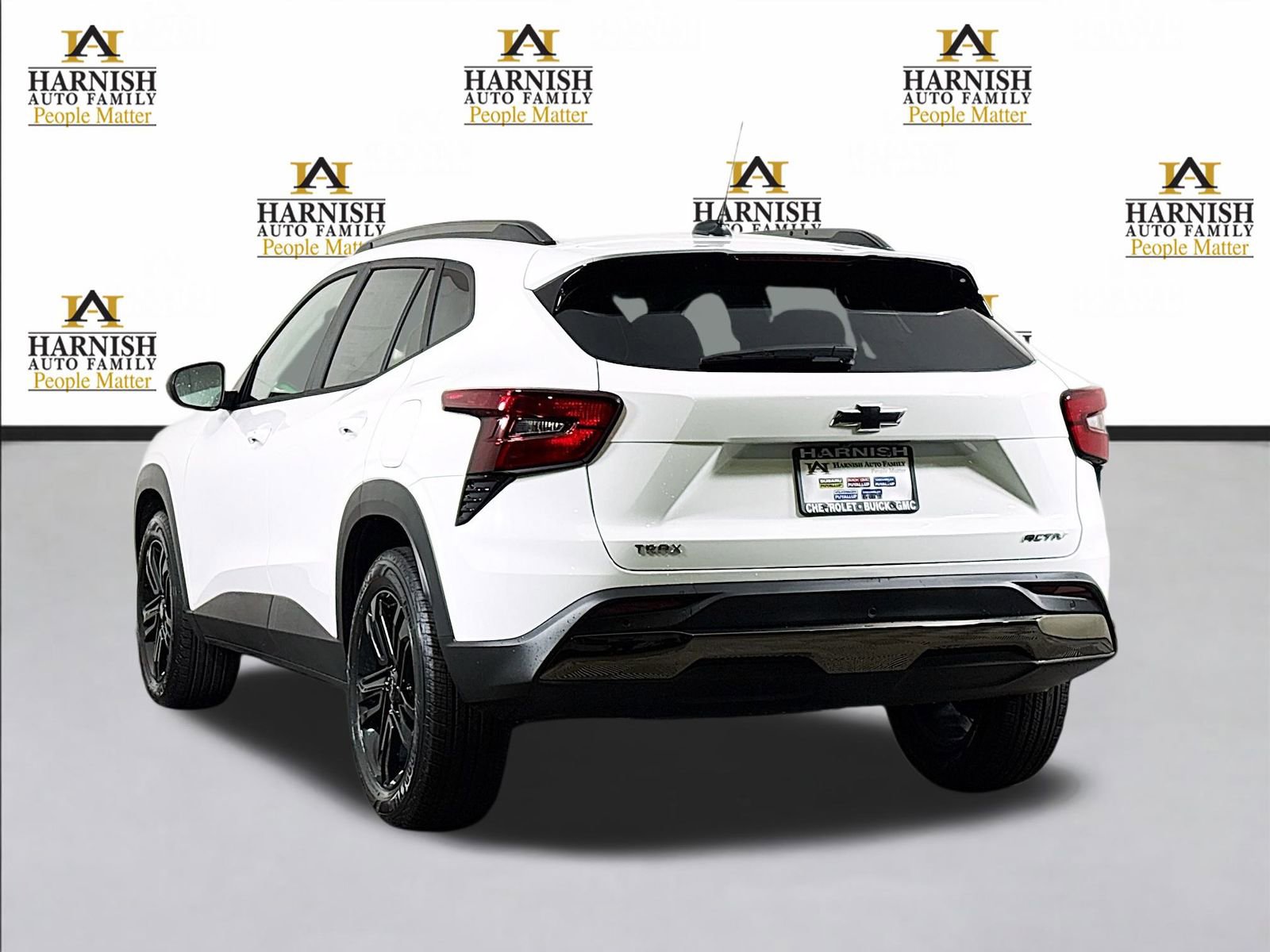 New 2026 Chevrolet Trax ACTIV w/ Sunroof Package FWD image 7