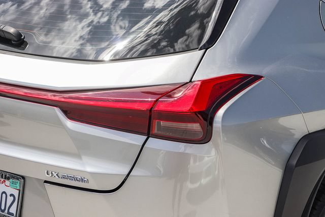 Used 2019 Lexus UX 250h F Sport w/ F Sport Premium Package AWD/4WD image 8