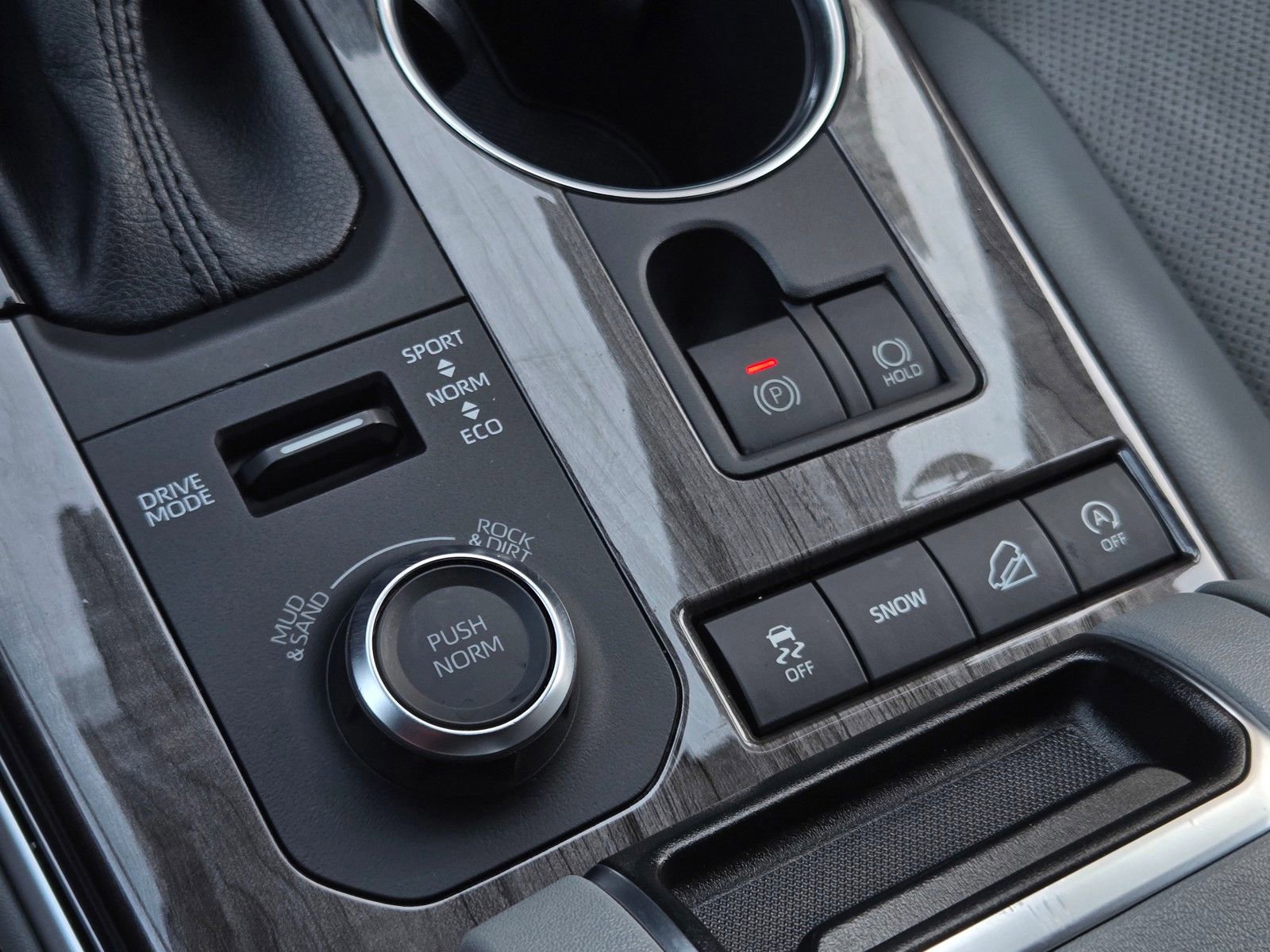 Certified 2022 Toyota Highlander Platinum image 22